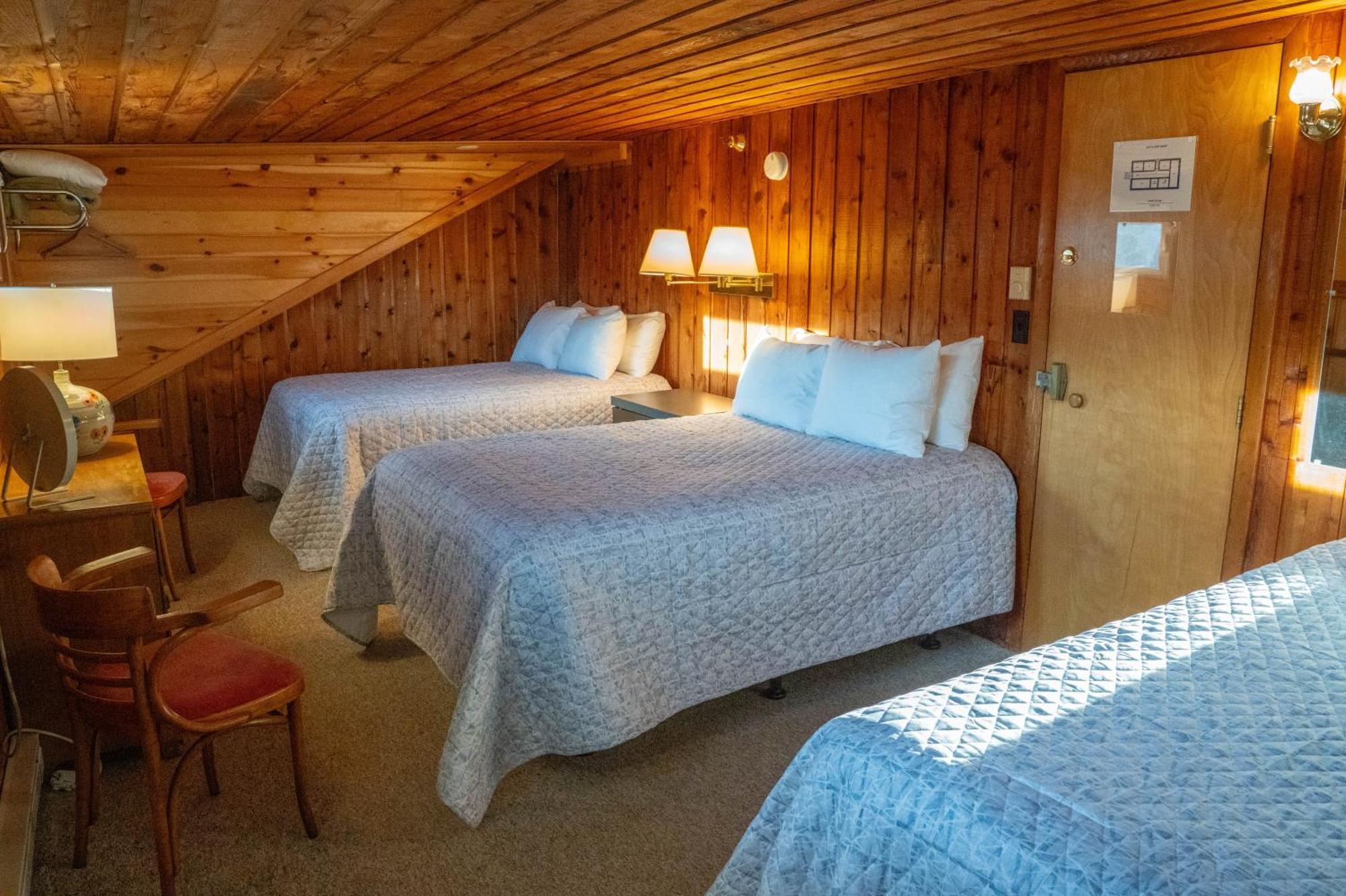 Gray Ghost Bed and breakfast